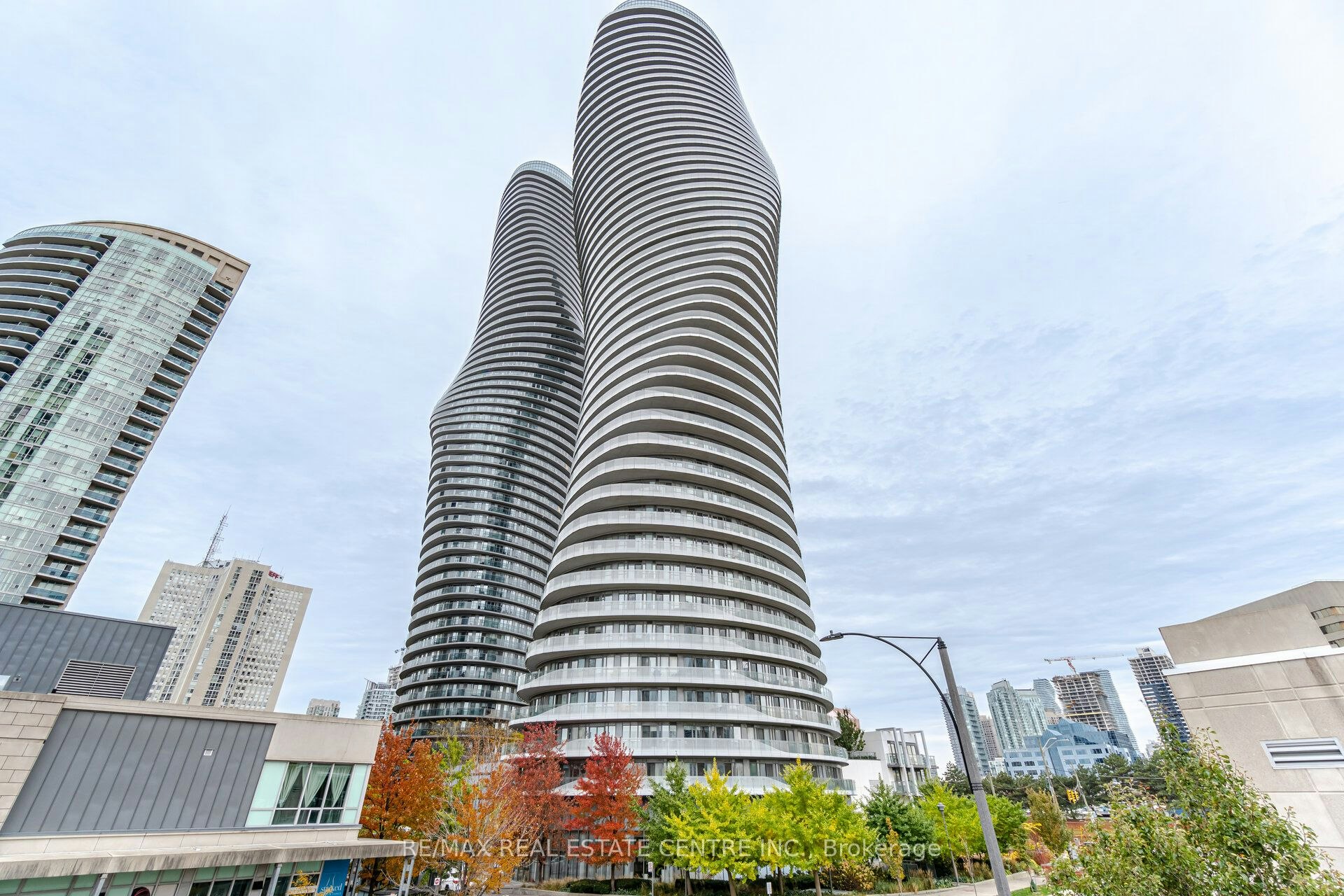 802-50 Absolute Avenue, Mississauga, ON, L4Z 0A8