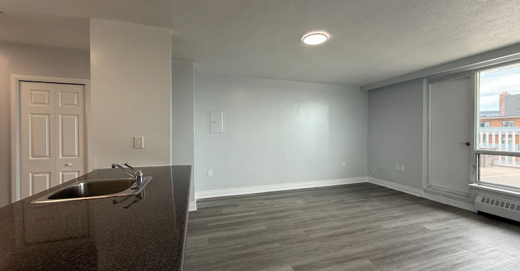 804-363 Lakeshore Road E, Mississauga, ON, L5G 1H7 - 5