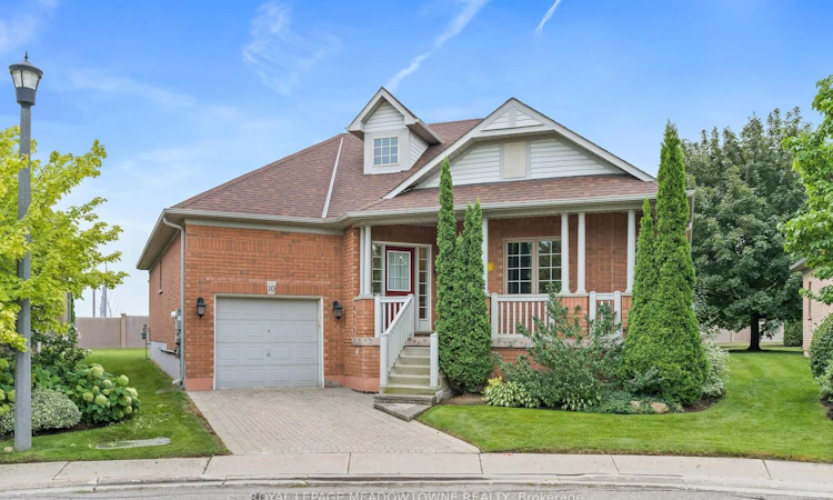 10 Orchard Park Gate