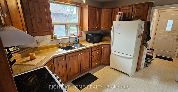 Main-130 Prince Charles Drive, Oakville, ON, L6K 2C9 - 5