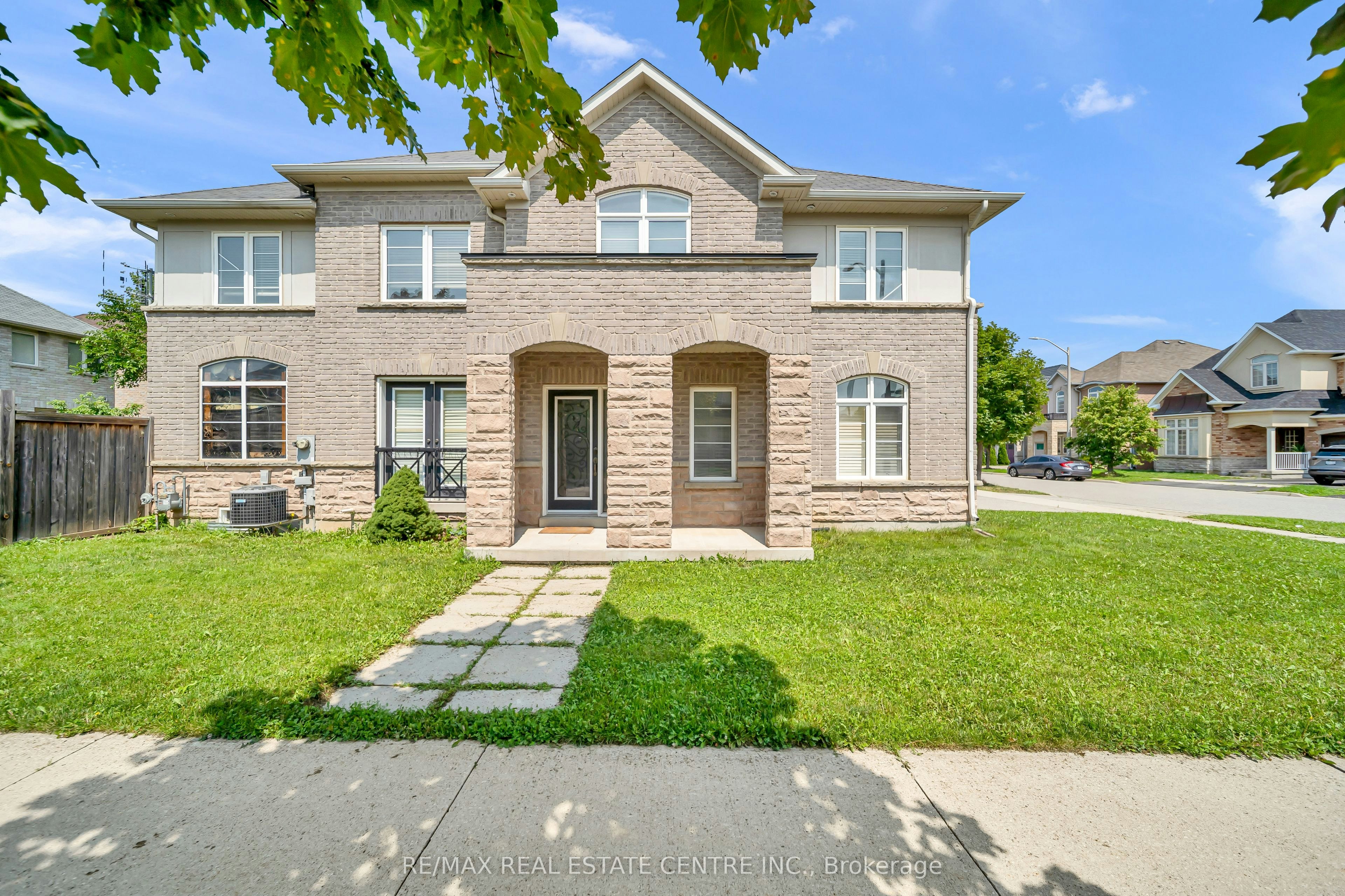 4215 Cole Crescent, Burlington, ON, L7M 0M6 - 7