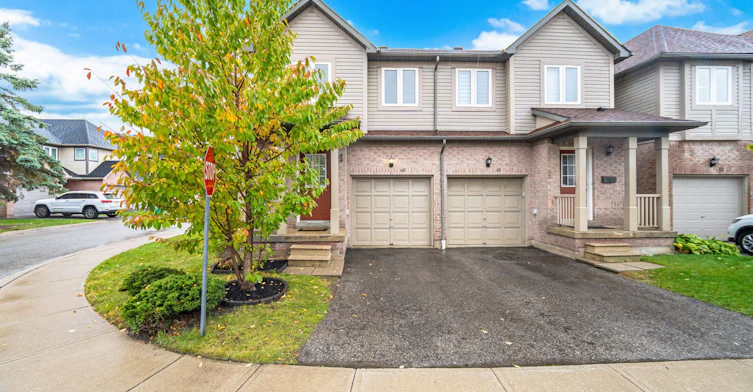 48-5255 Guildwood Way, Mississauga, ON, L5R 4A8