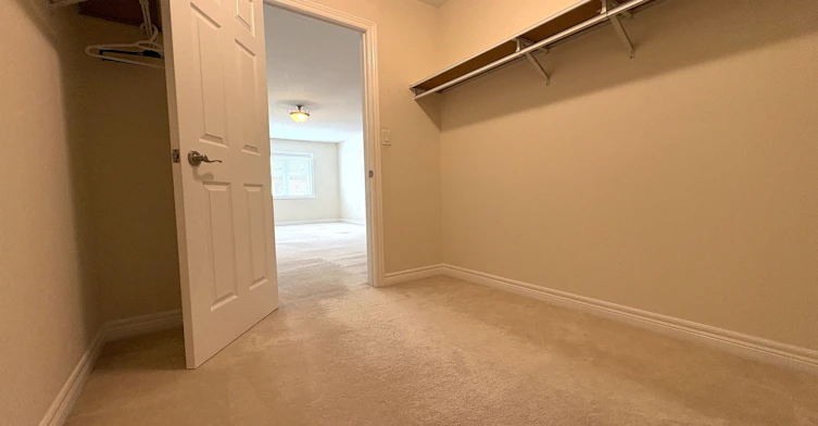 2466 Village Common, Oakville, ON, L6M 0S2 - 36
