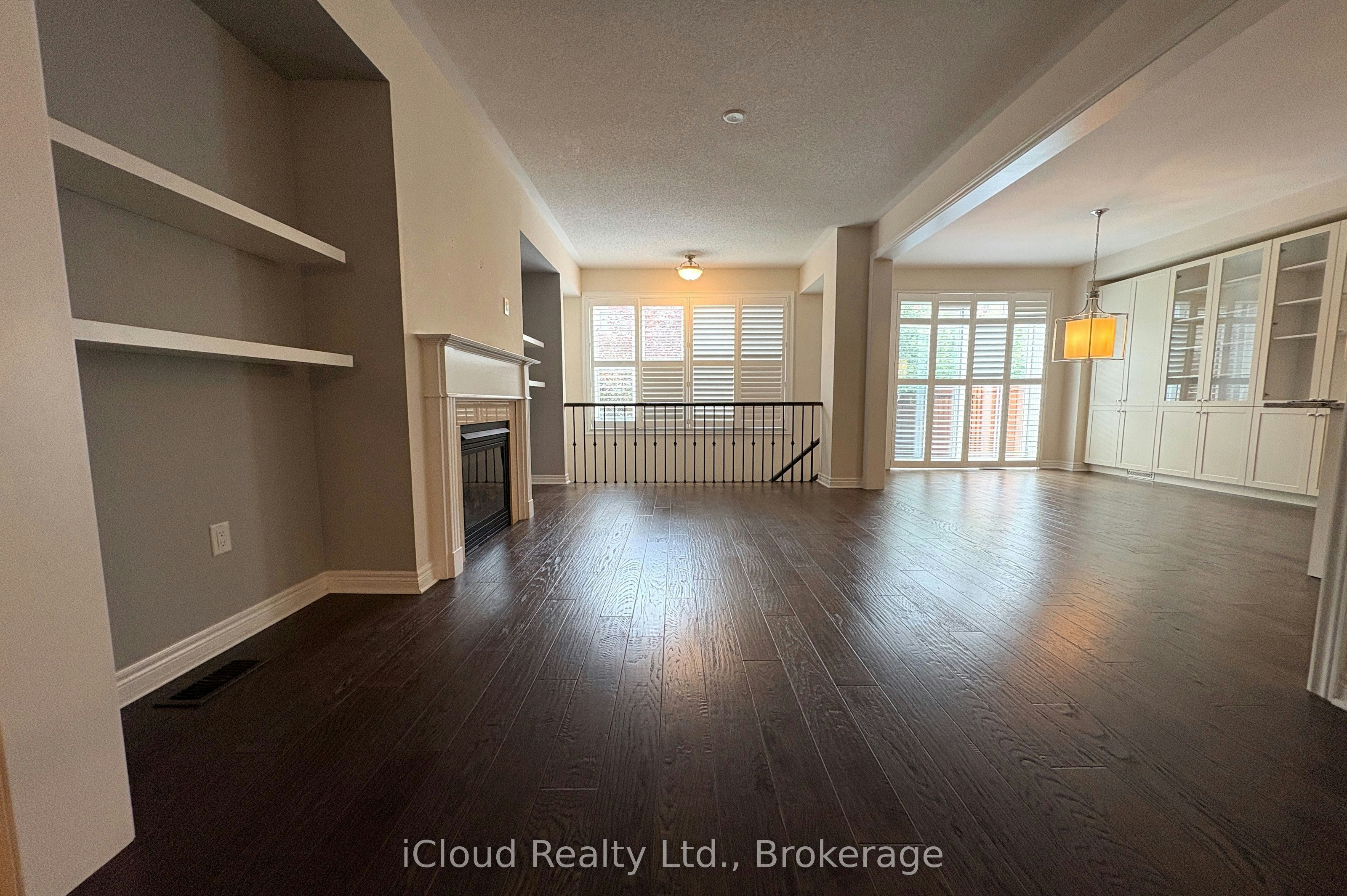 2466 Village Common, Oakville, ON, L6M 0S2 - 8