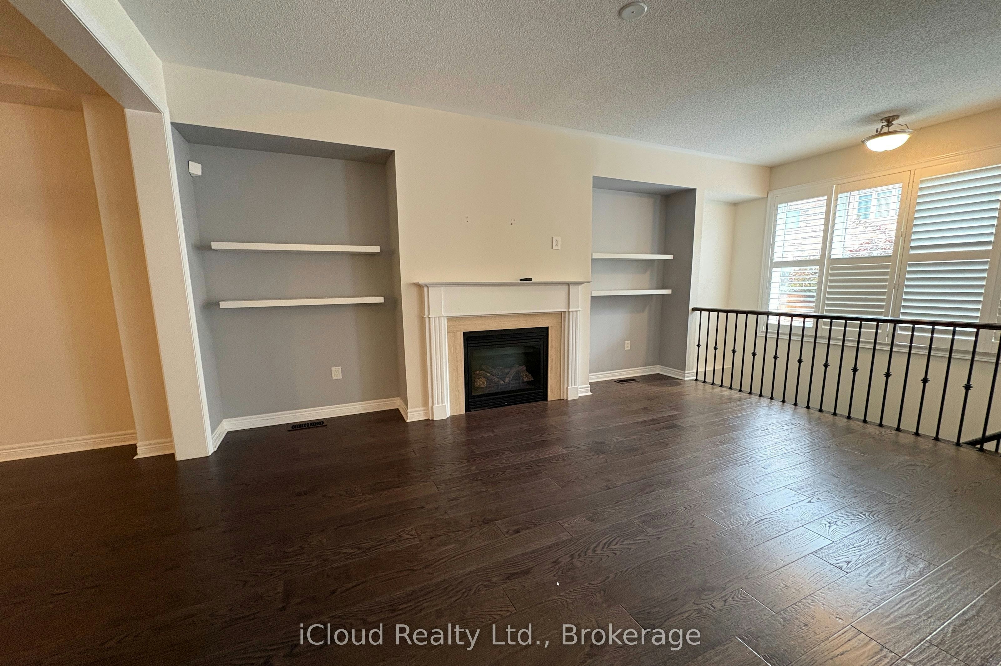 2466 Village Common, Oakville, ON, L6M 0S2 - 9
