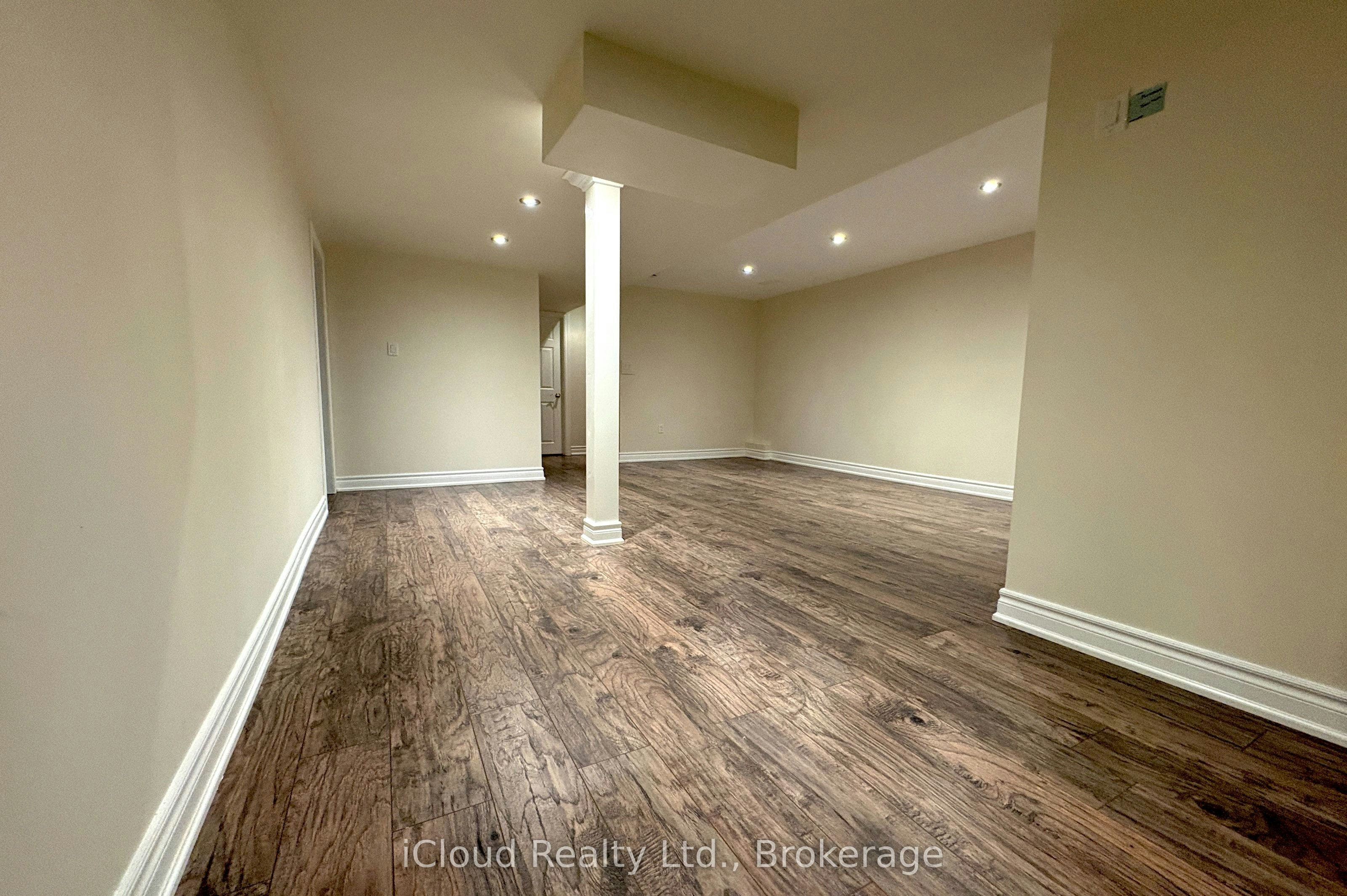 2466 Village Common, Oakville, ON, L6M 0S2 - 48