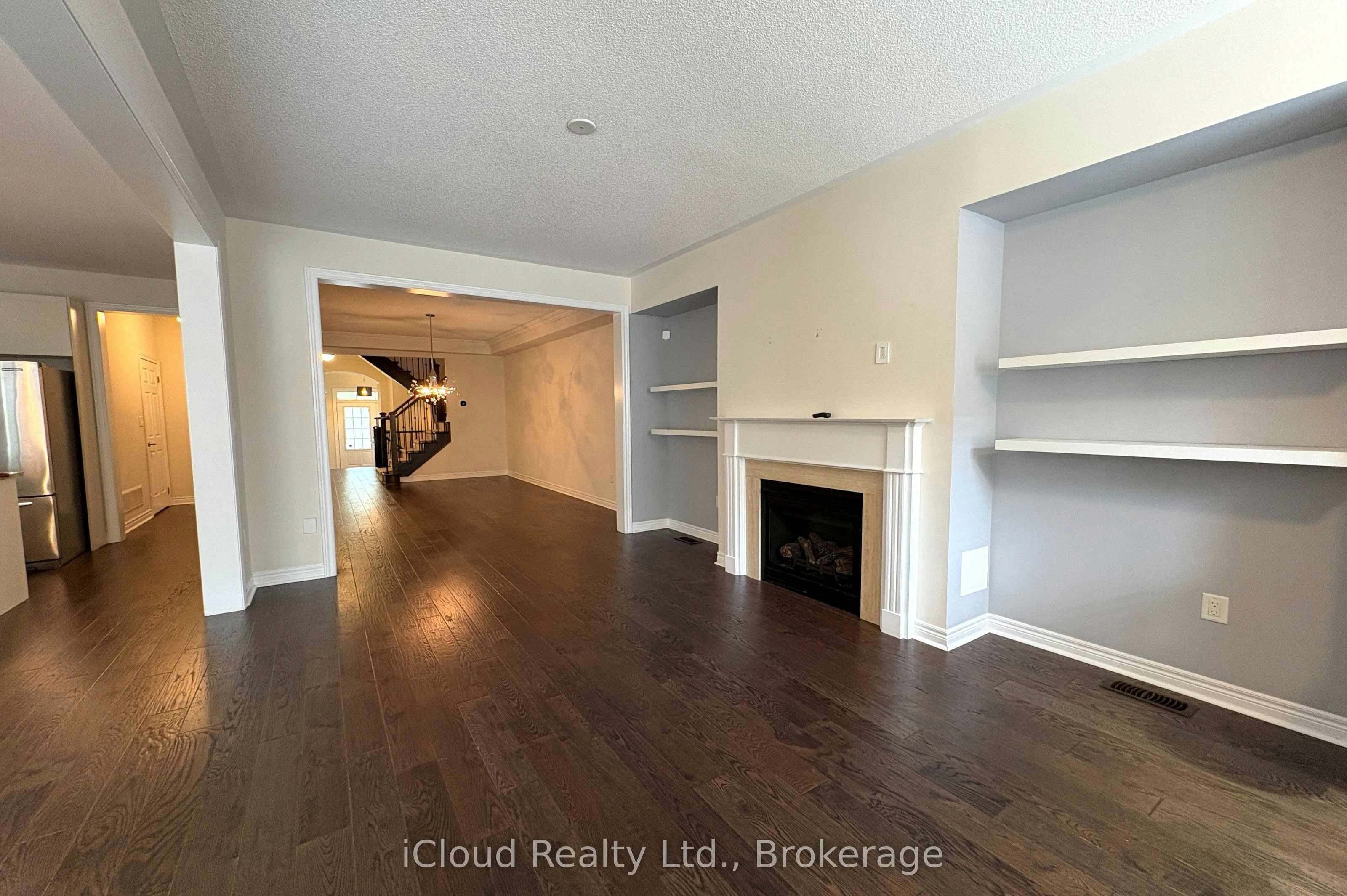 2466 Village Common, Oakville, ON, L6M 0S2 - 11