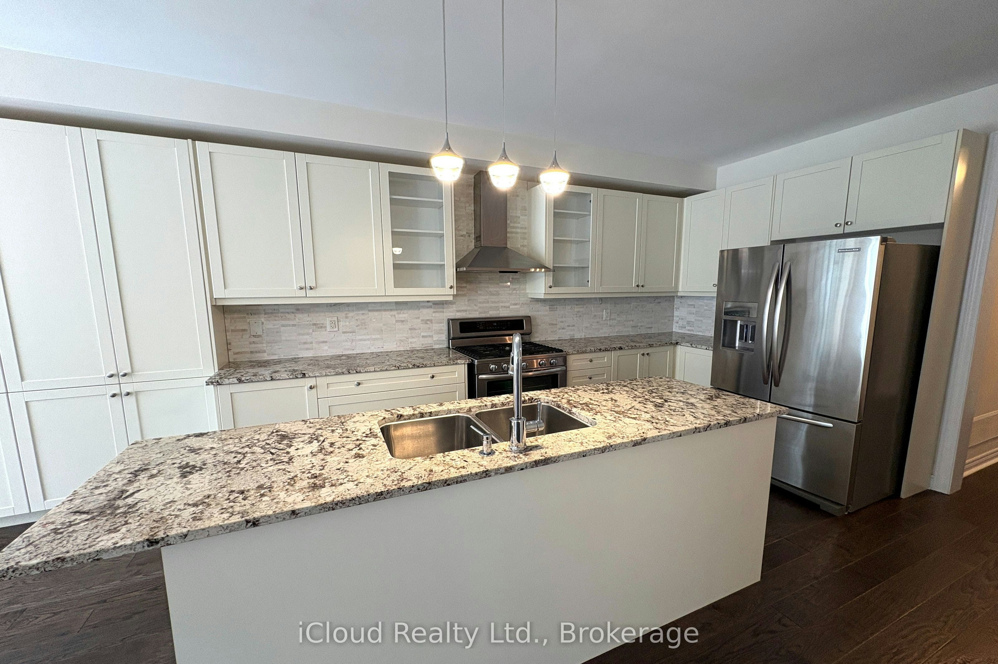 2466 Village Common, Oakville, ON, L6M 0S2 - 12