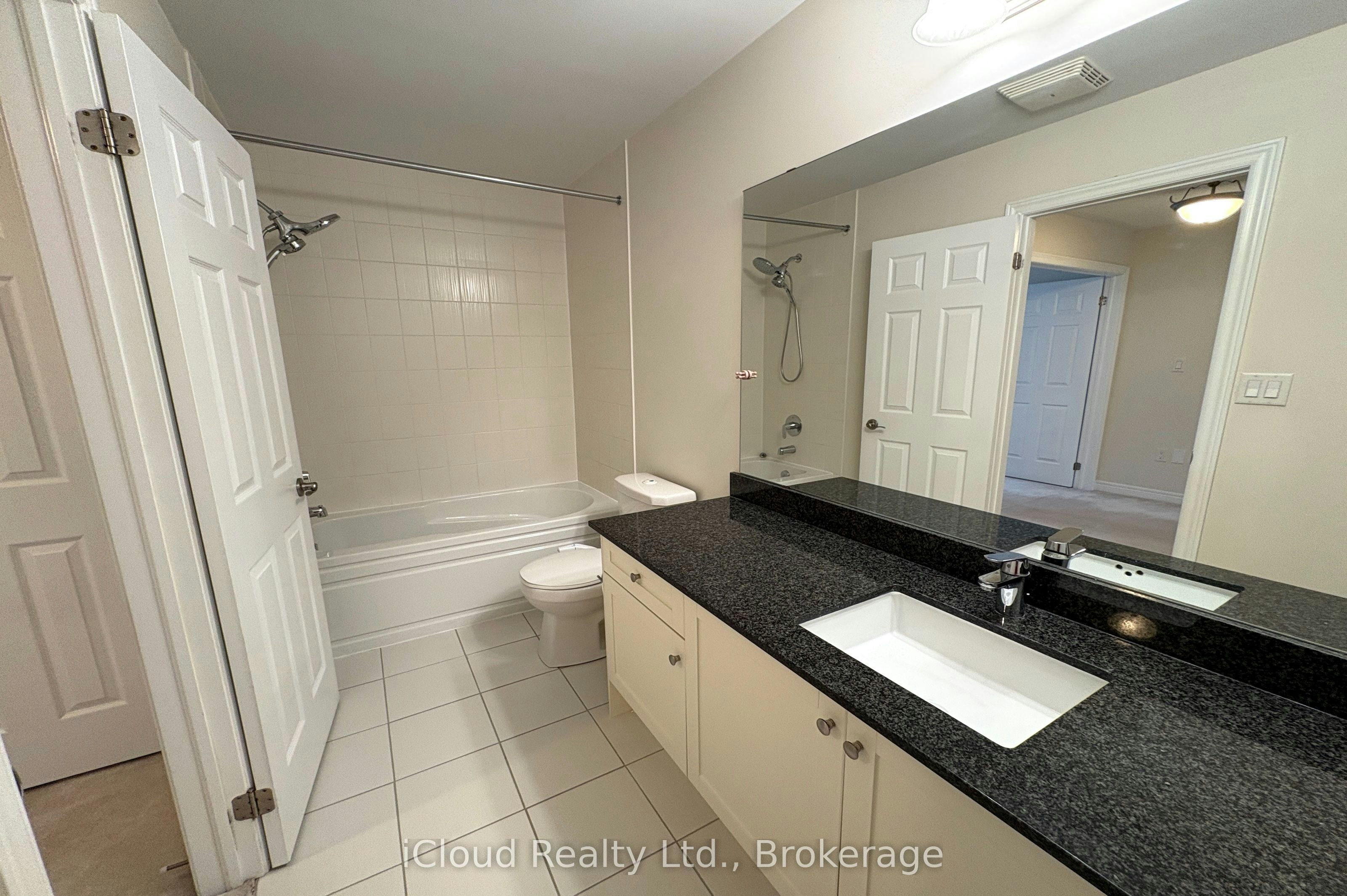 2466 Village Common, Oakville, ON, L6M 0S2 - 32