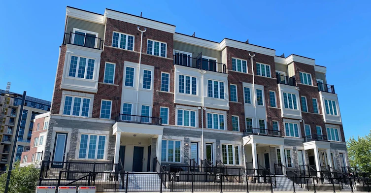 21-2199 Lillykin Street, Oakville, ON, L6H 7H2