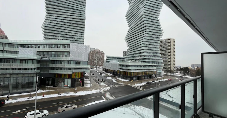 312-448 Burnhamthorpe Road W, Mississauga, ON, L5B 4M6 - 11