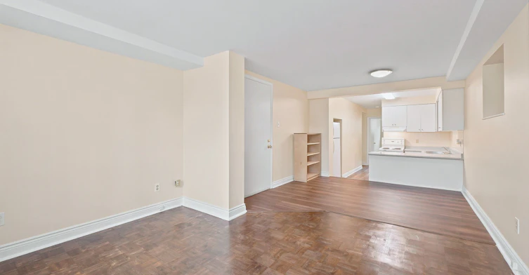BSMT-56 Dynevor Road, Toronto, ON, M6E 3X1 - 6