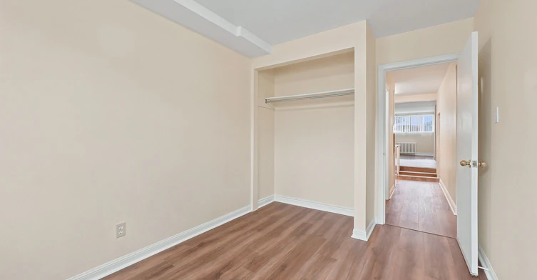 BSMT-56 Dynevor Road, Toronto, ON, M6E 3X1 - 14