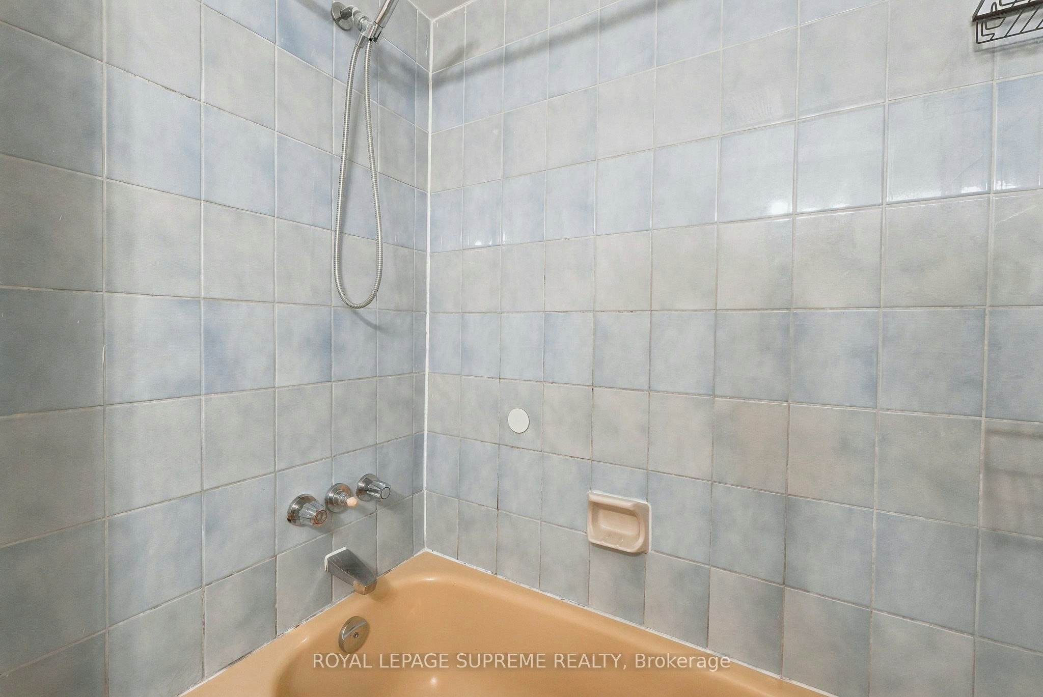 BSMT-56 Dynevor Road, Toronto, ON, M6E 3X1 - 12