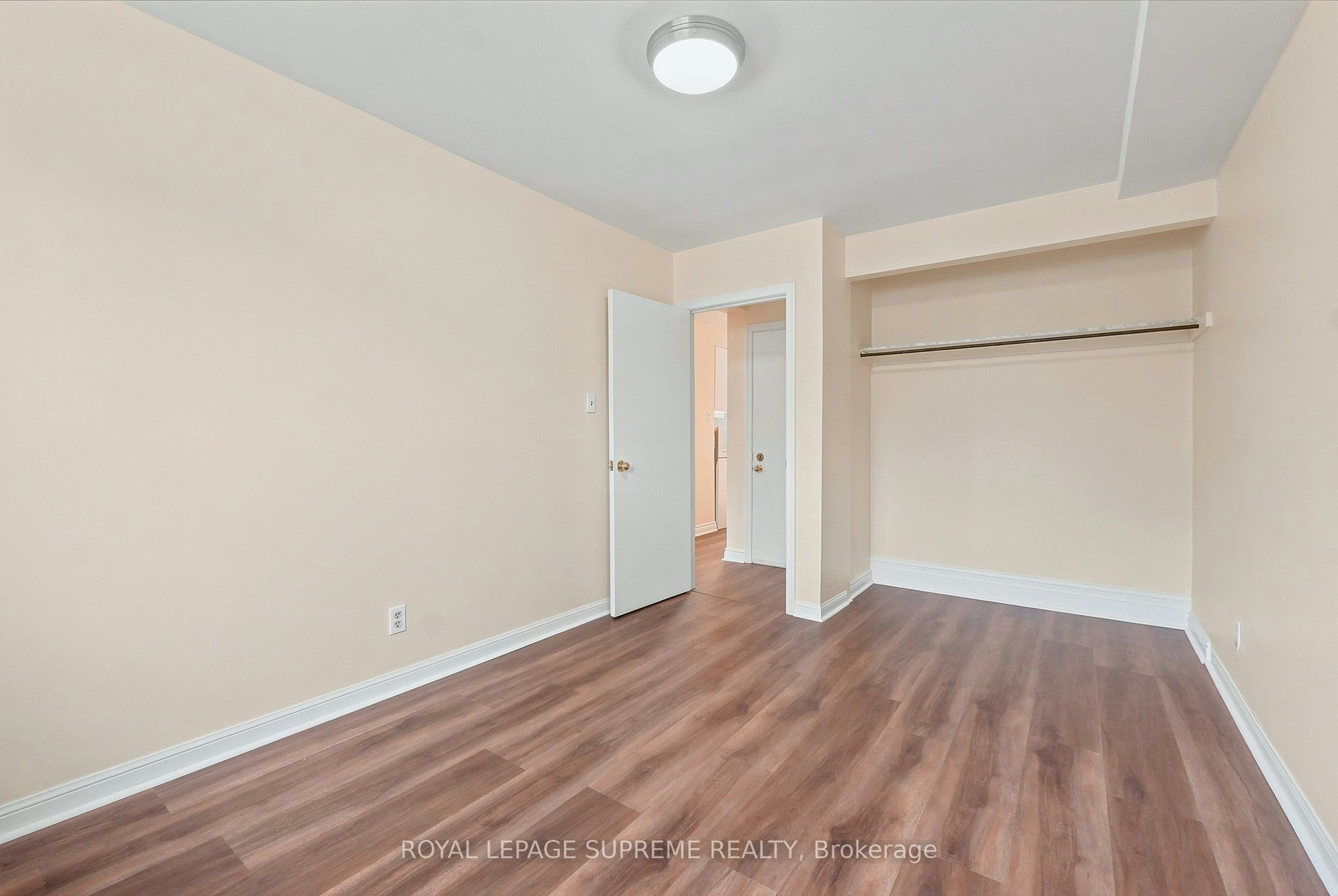 BSMT-56 Dynevor Road, Toronto, ON, M6E 3X1 - 16