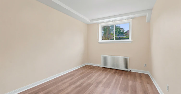 BSMT-56 Dynevor Road, Toronto, ON, M6E 3X1 - 15