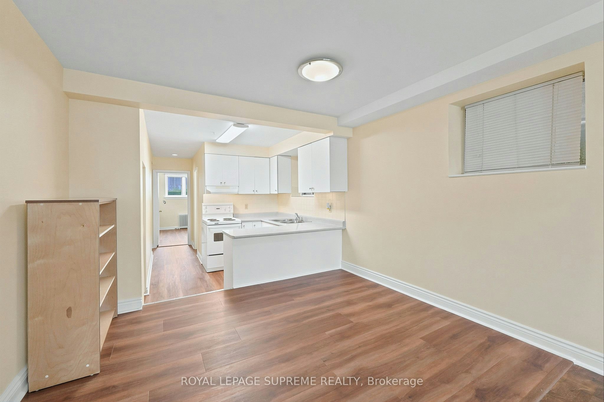 BSMT-56 Dynevor Road, Toronto, ON, M6E 3X1 - 3