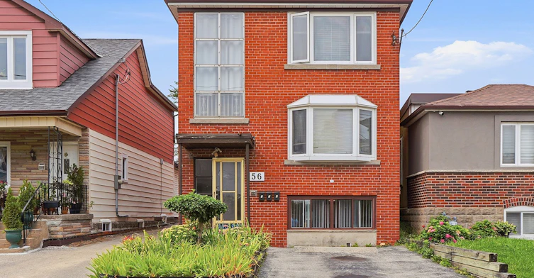 BSMT-56 Dynevor Road, Toronto, ON, M6E 3X1