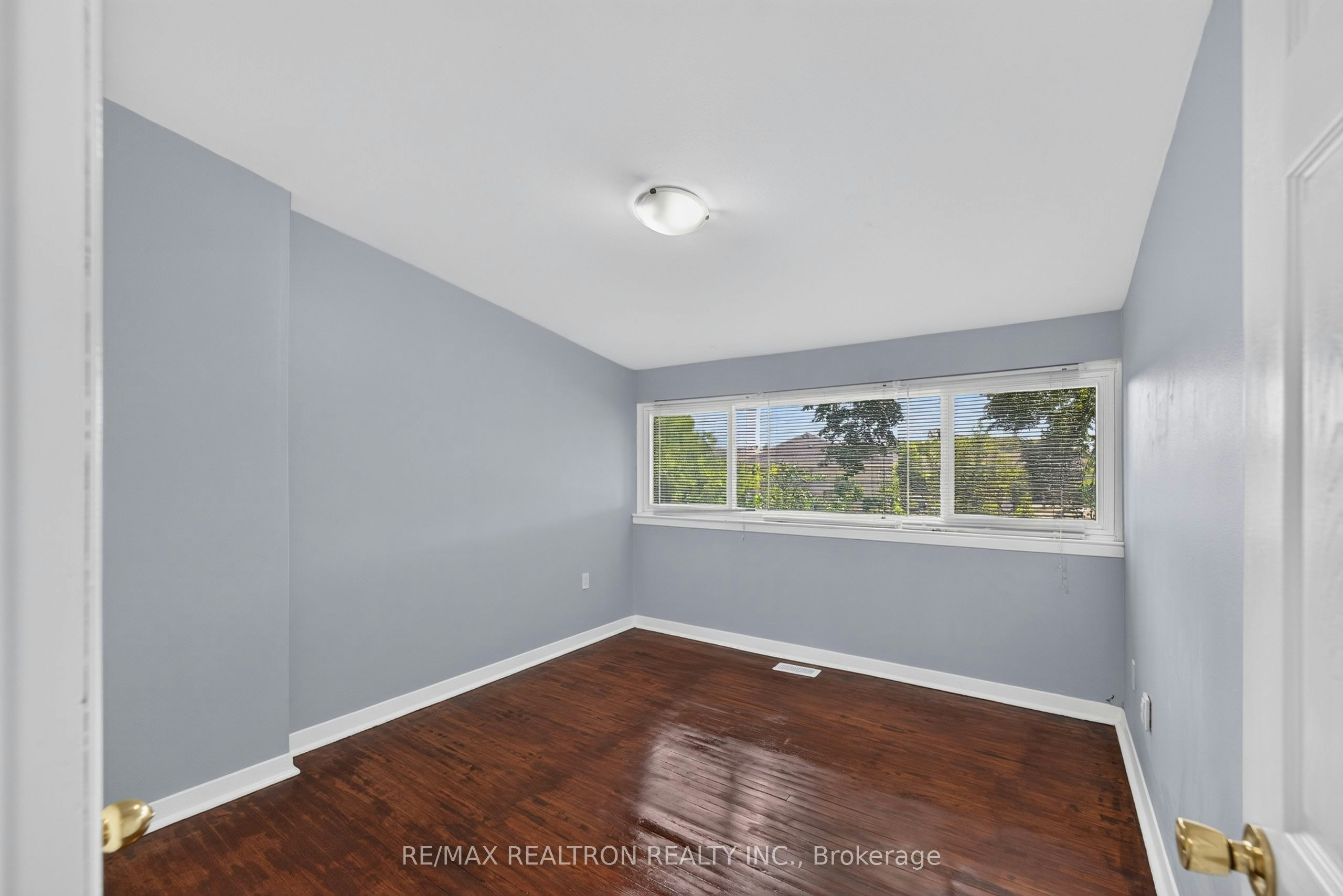 5-6 Sentinel Road, Toronto, ON, M3J 3T7 - 19