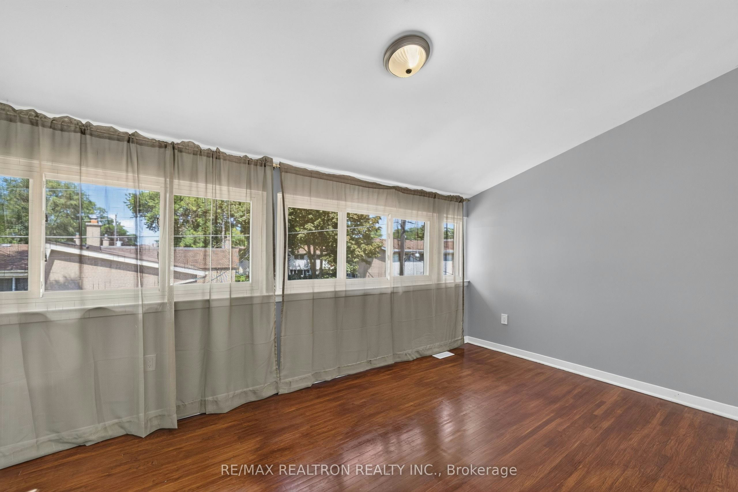 5-6 Sentinel Road, Toronto, ON, M3J 3T7 - 14