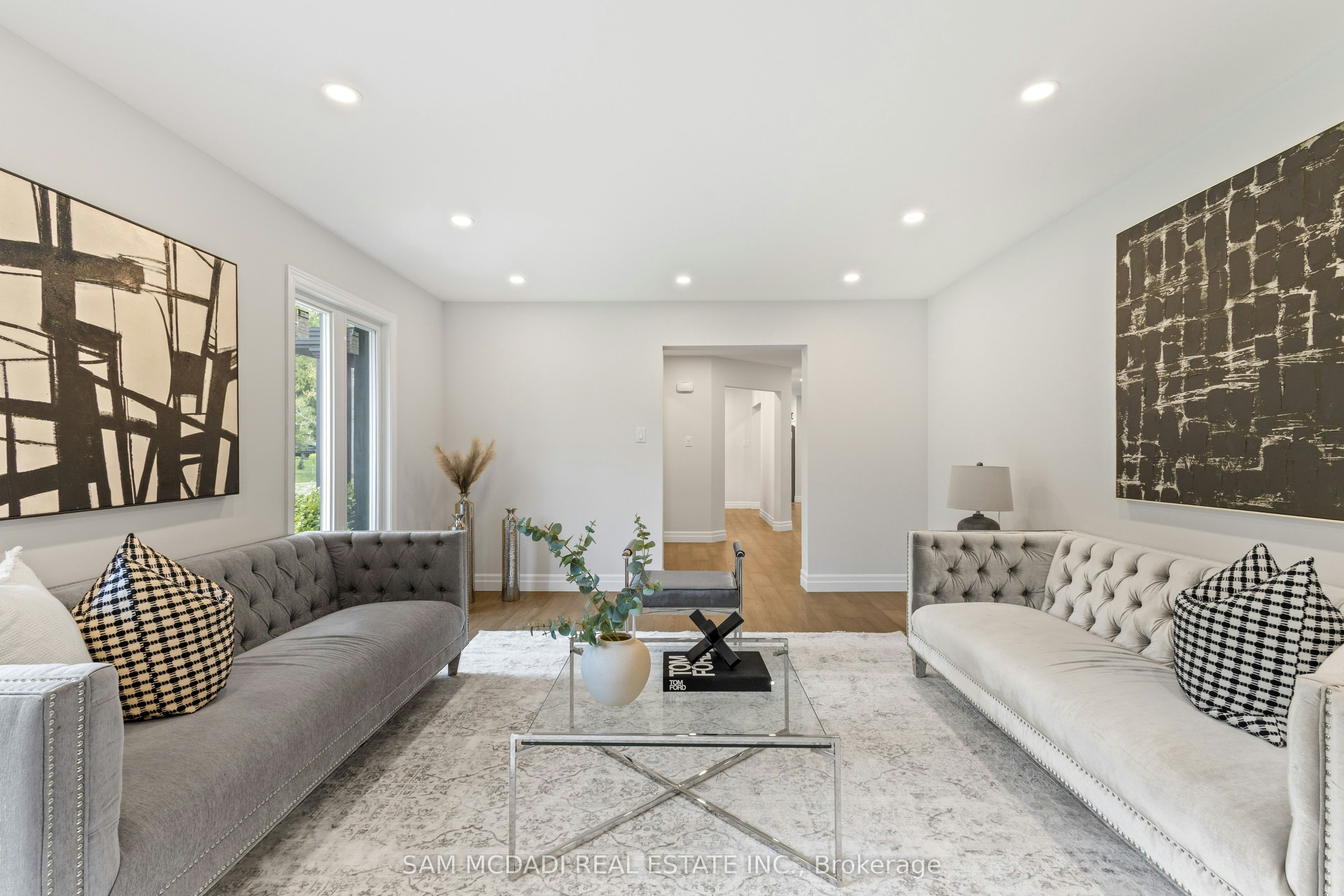 2535 Robin Drive, Mississauga, ON, L5K 2G2 - 8
