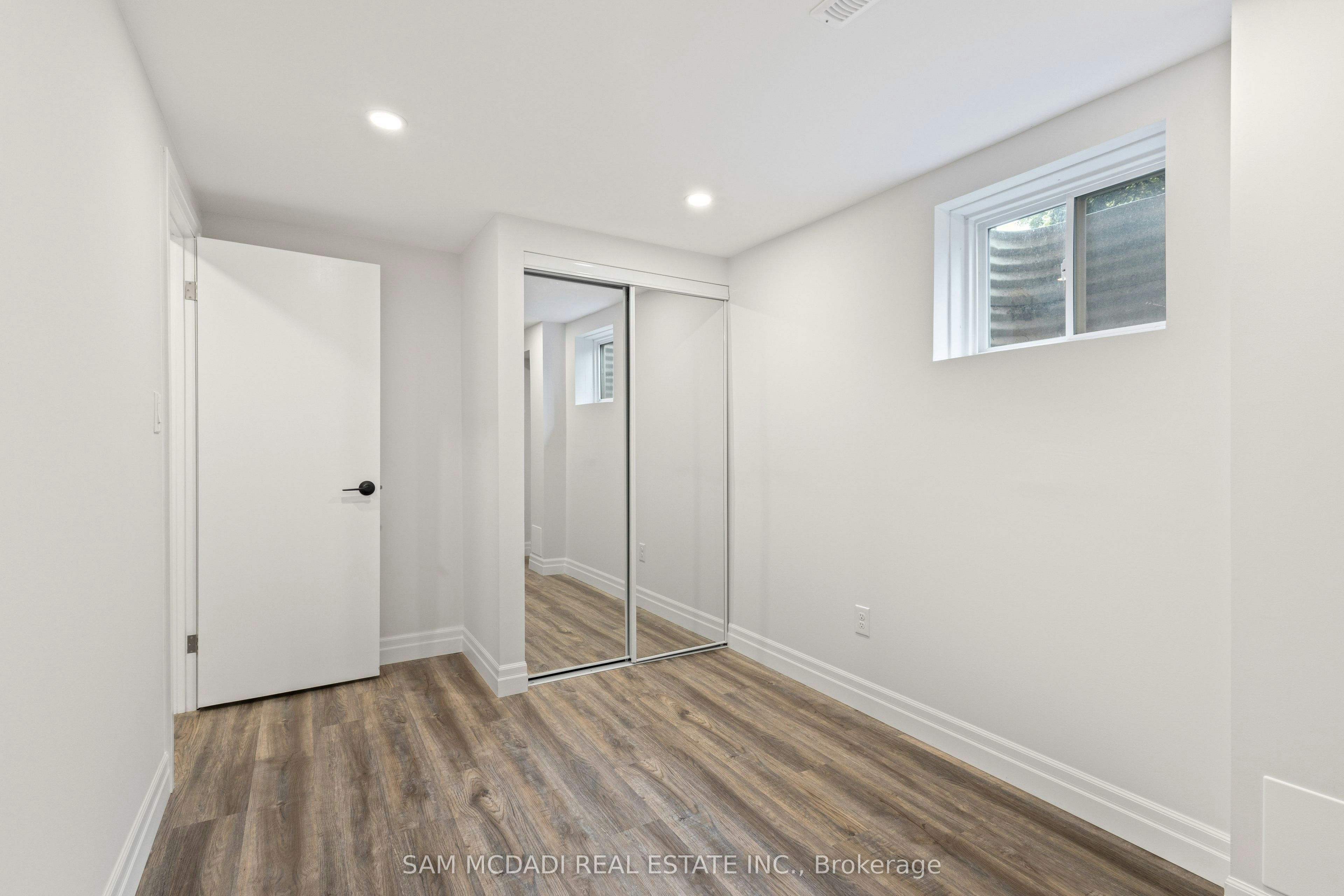 2535 Robin Drive, Mississauga, ON, L5K 2G2 - 36