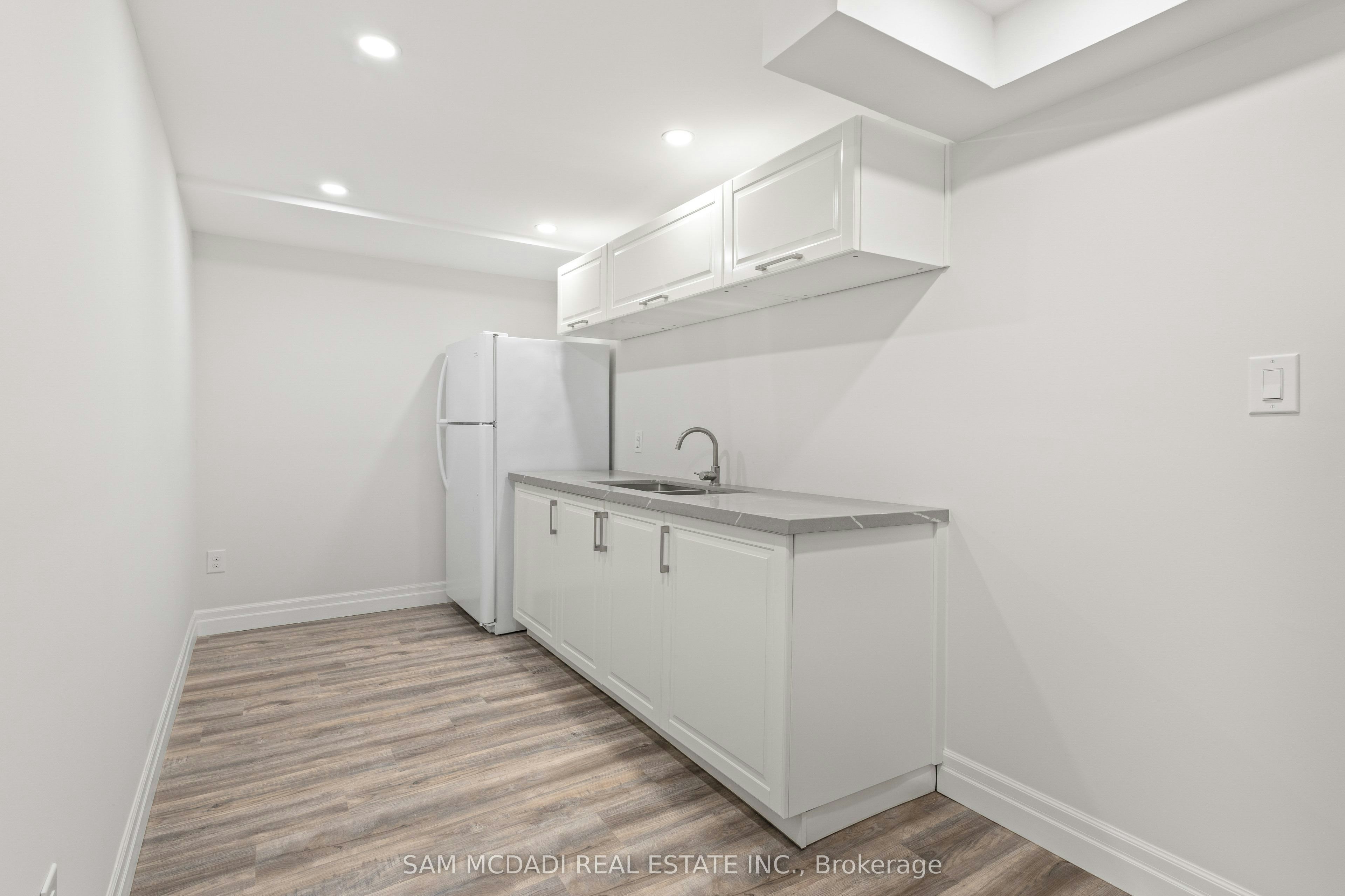 2535 Robin Drive, Mississauga, ON, L5K 2G2 - 37