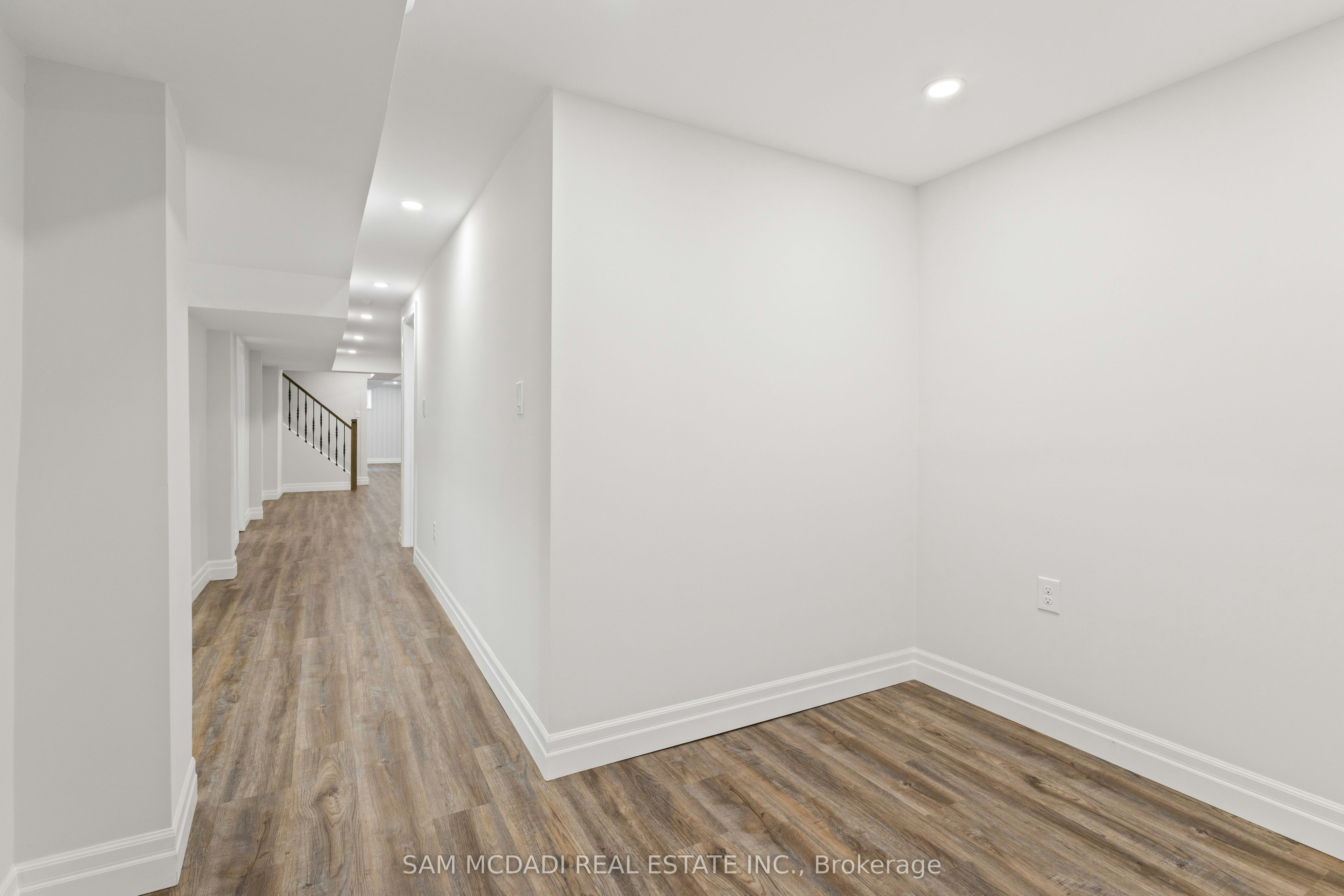 2535 Robin Drive, Mississauga, ON, L5K 2G2 - 38