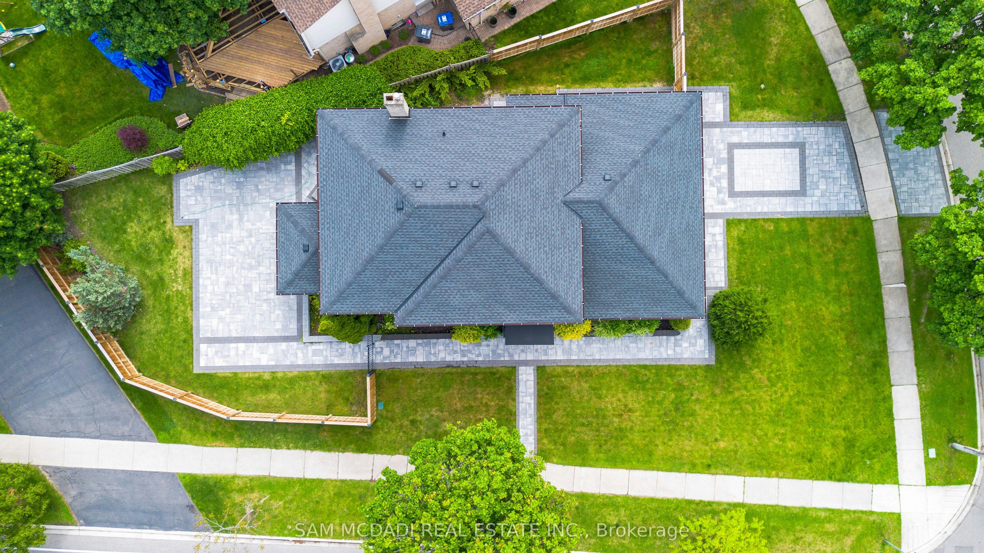 2535 Robin Drive, Mississauga, ON, L5K 2G2 - 42