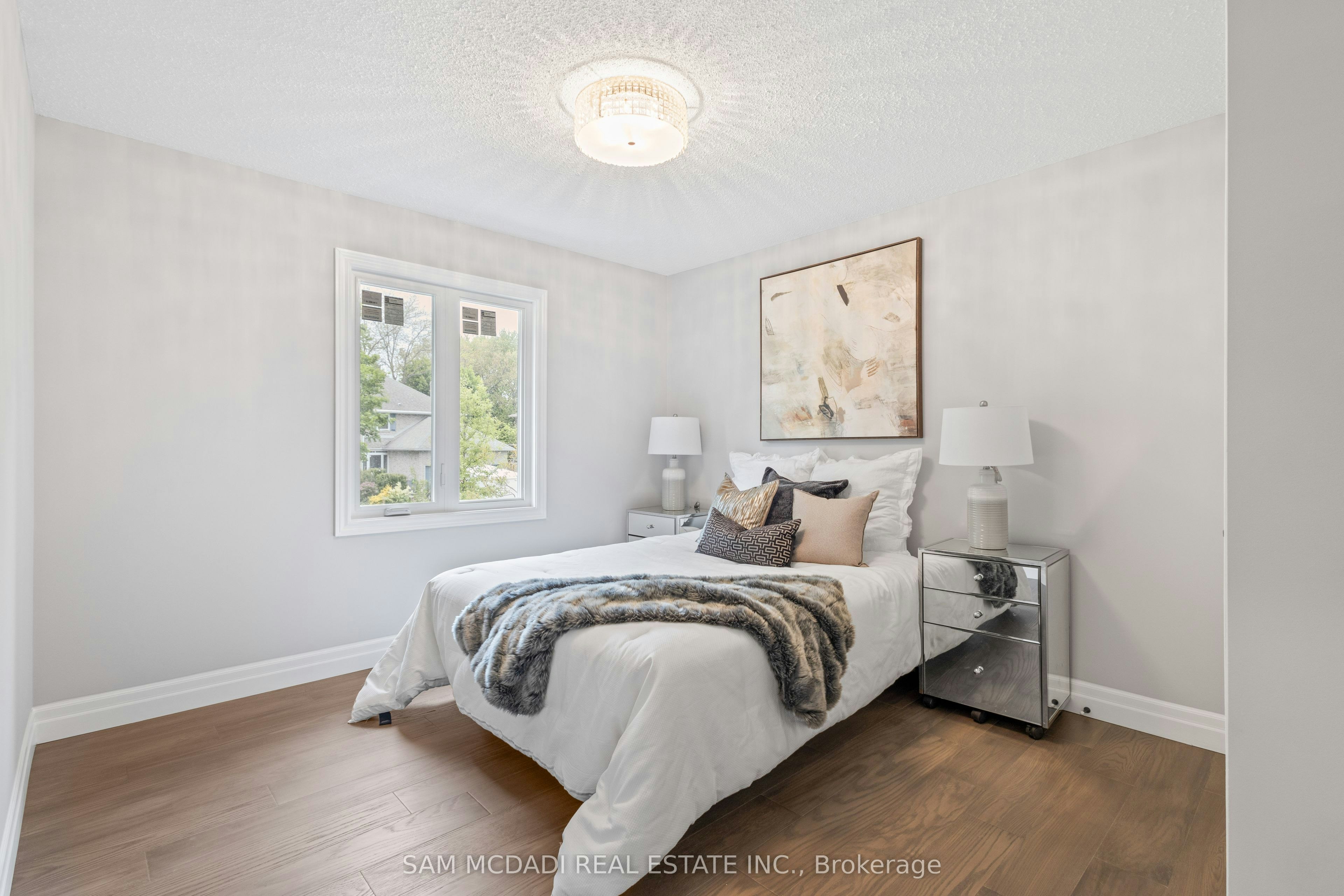 2535 Robin Drive, Mississauga, ON, L5K 2G2 - 25