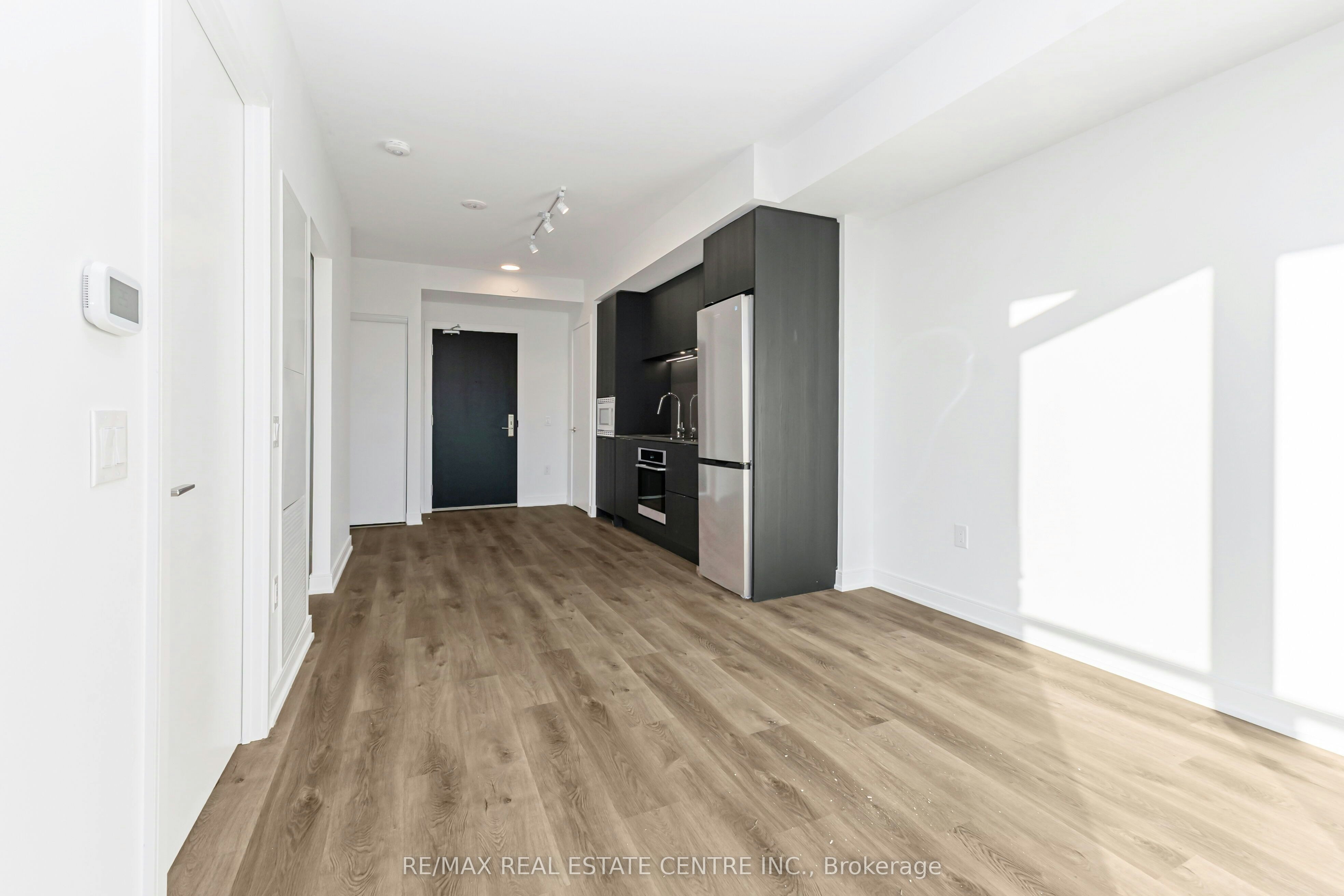 911-3009 Novar Road, Mississauga, ON, L5B 0P9 - 11