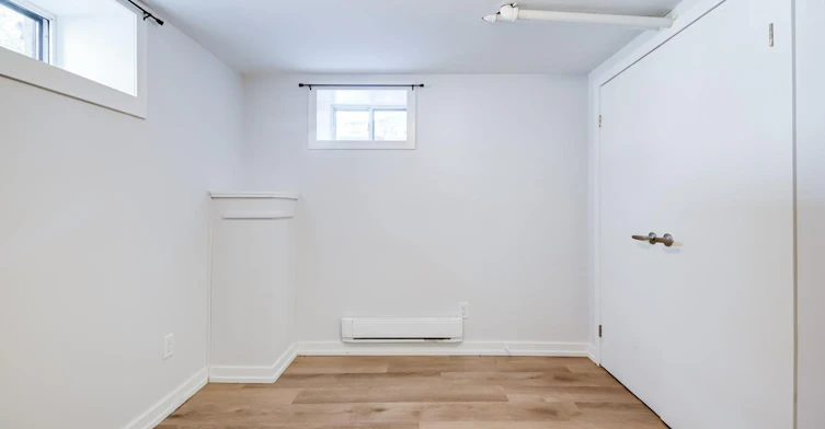 Lower-2556 Lake Shore Boulevard W, Toronto, ON, M8V 1G1 - 17