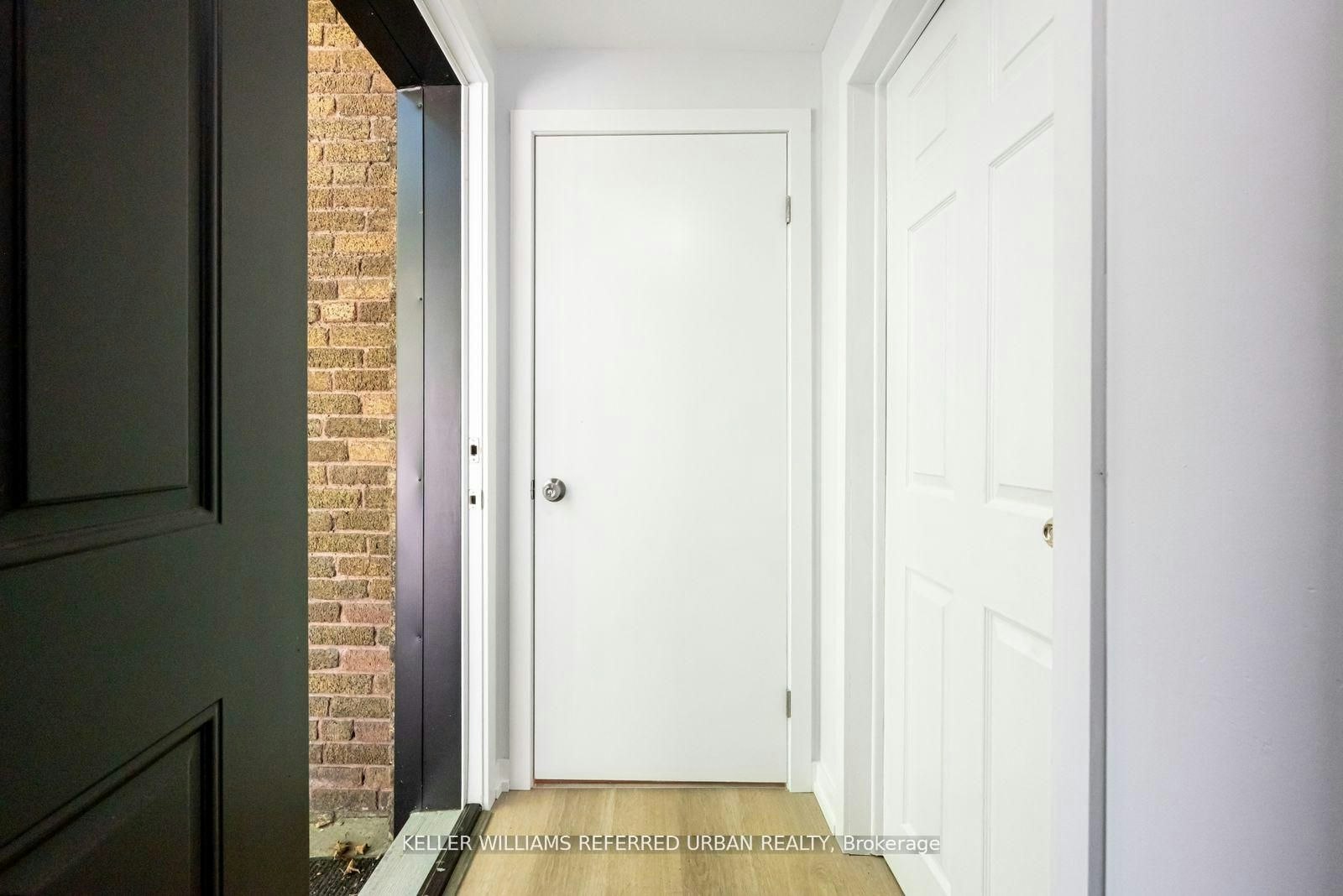 Lower-2556 Lake Shore Boulevard W, Toronto, ON, M8V 1G1 - 3
