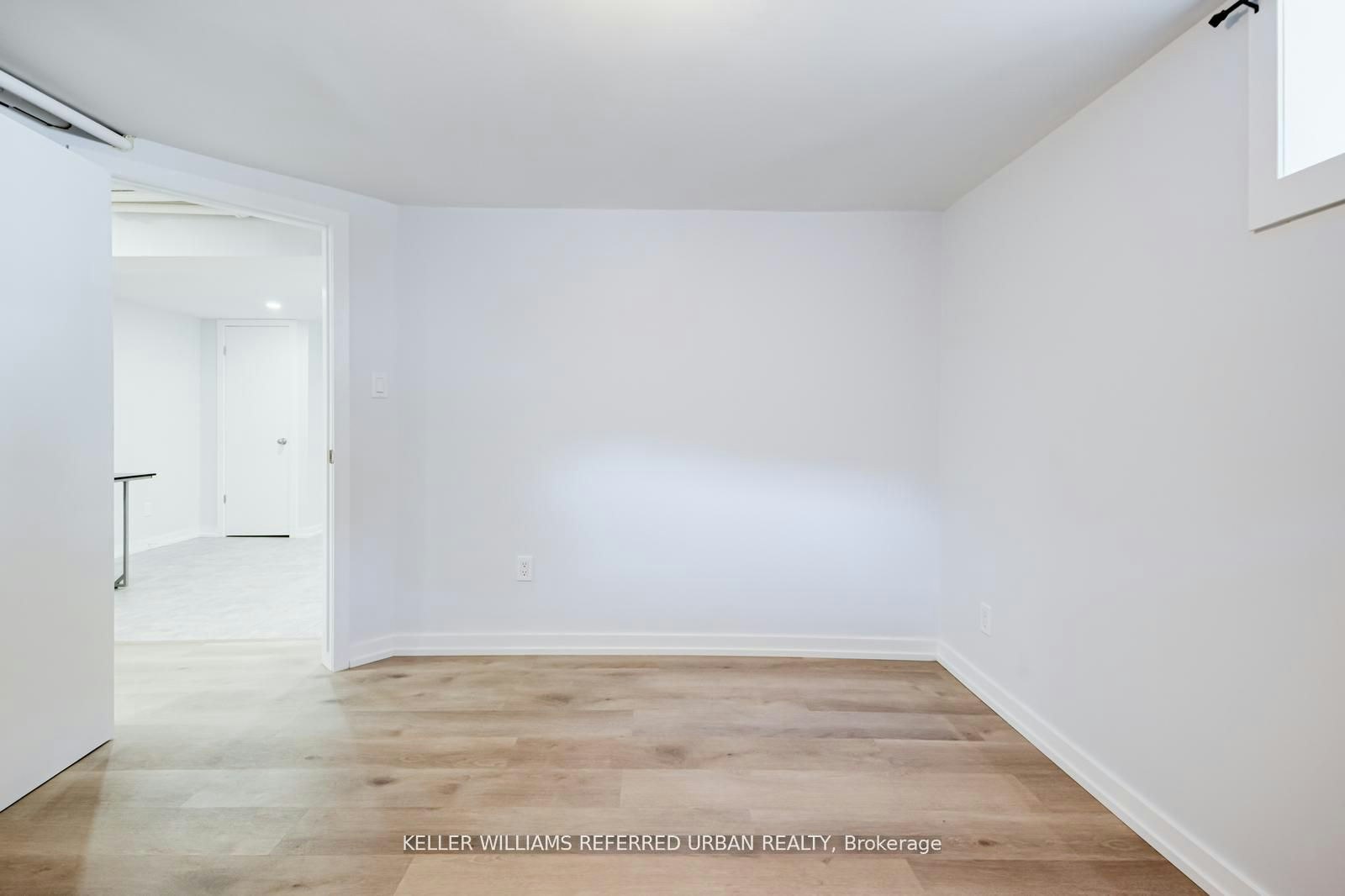 Lower-2556 Lake Shore Boulevard W, Toronto, ON, M8V 1G1 - 16