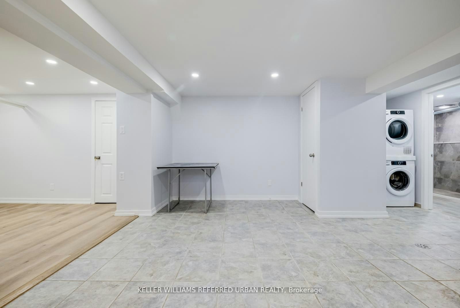 Lower-2556 Lake Shore Boulevard W, Toronto, ON, M8V 1G1 - 7
