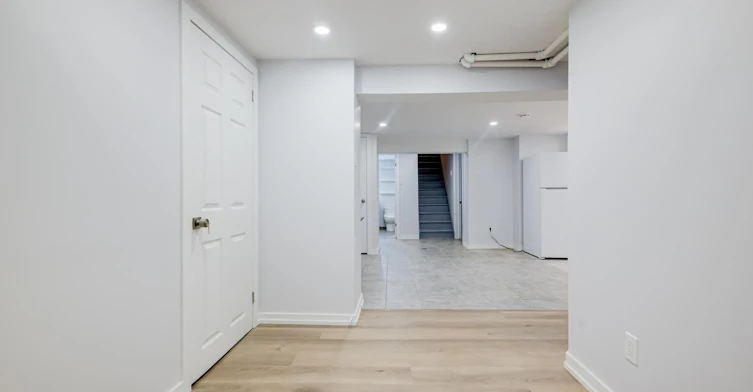 Lower-2556 Lake Shore Boulevard W, Toronto, ON, M8V 1G1 - 14