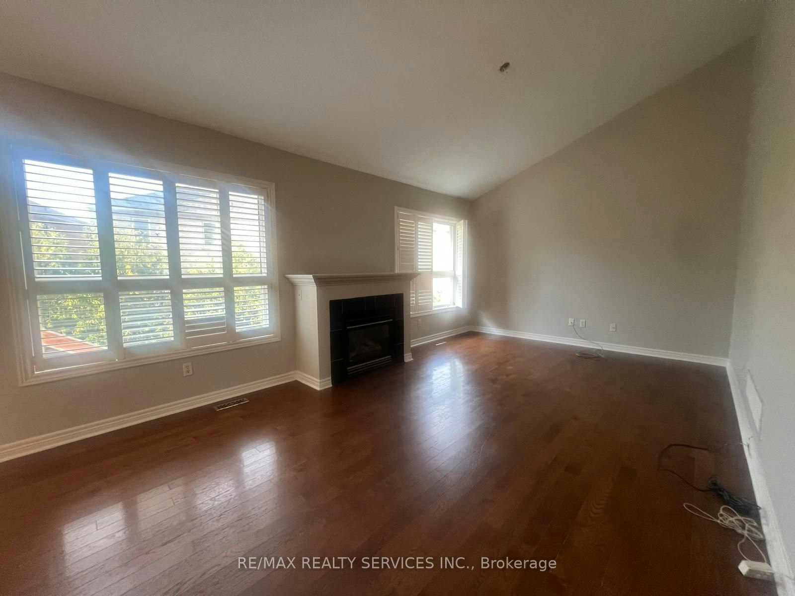 7 Ladywood Court, Brampton, ON, L6Z 4T9 - 7