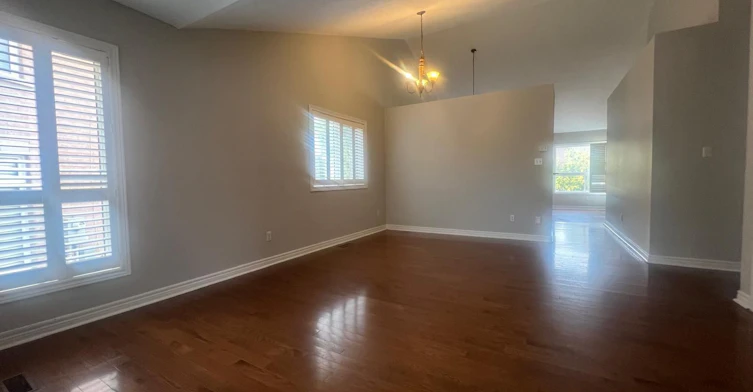 7 Ladywood Court, Brampton, ON, L6Z 4T9 - 2