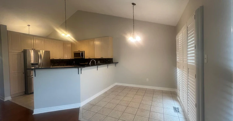 7 Ladywood Court, Brampton, ON, L6Z 4T9 - 6