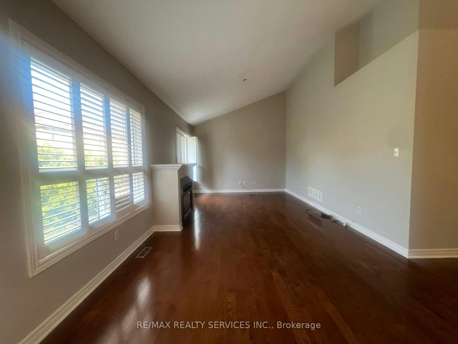 7 Ladywood Court, Brampton, ON, L6Z 4T9 - 8