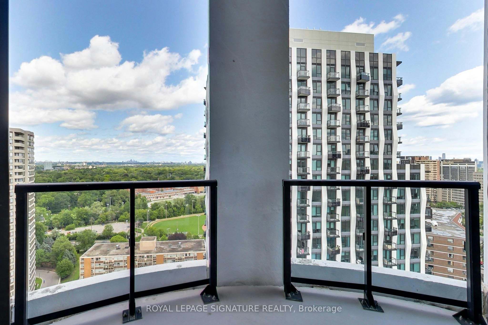 PH04-25 Cordova Avenue, Toronto, ON, M9A 0E5 - 25