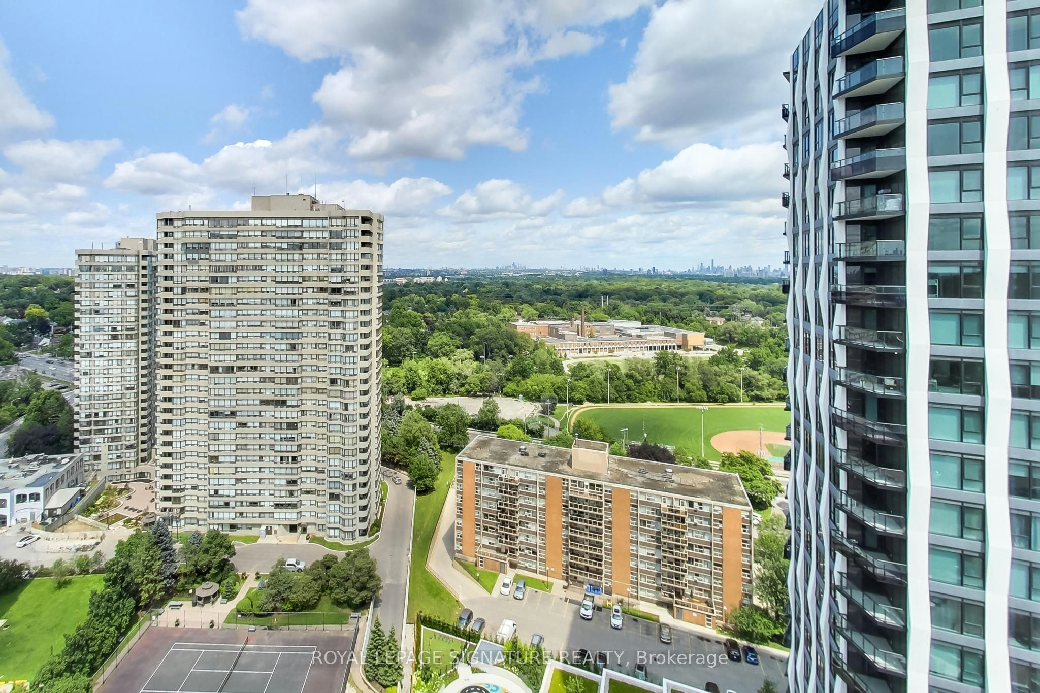 PH04-25 Cordova Avenue, Toronto, ON, M9A 0E5 - 8