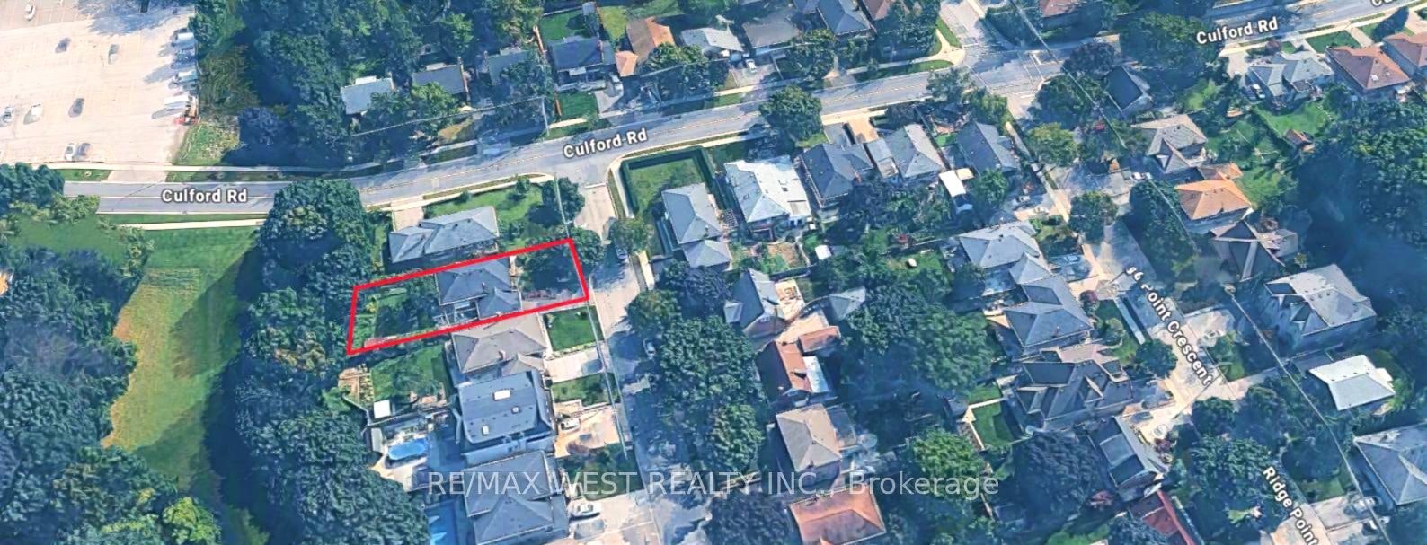 65 Ridge Point Crescent, Toronto, ON, M6M 2Z7
