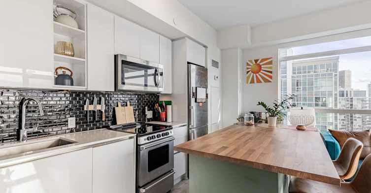 2704-251 Manitoba Street, Toronto, ON, M8Y 0C7 - 12