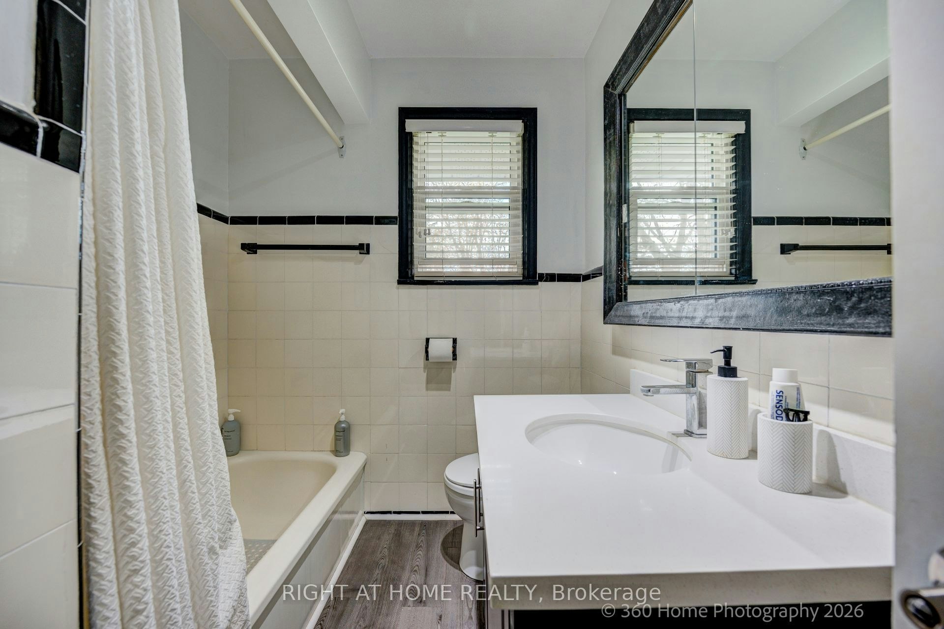 1493 Constance Drive, Oakville, ON, L6J 2T8 - 19