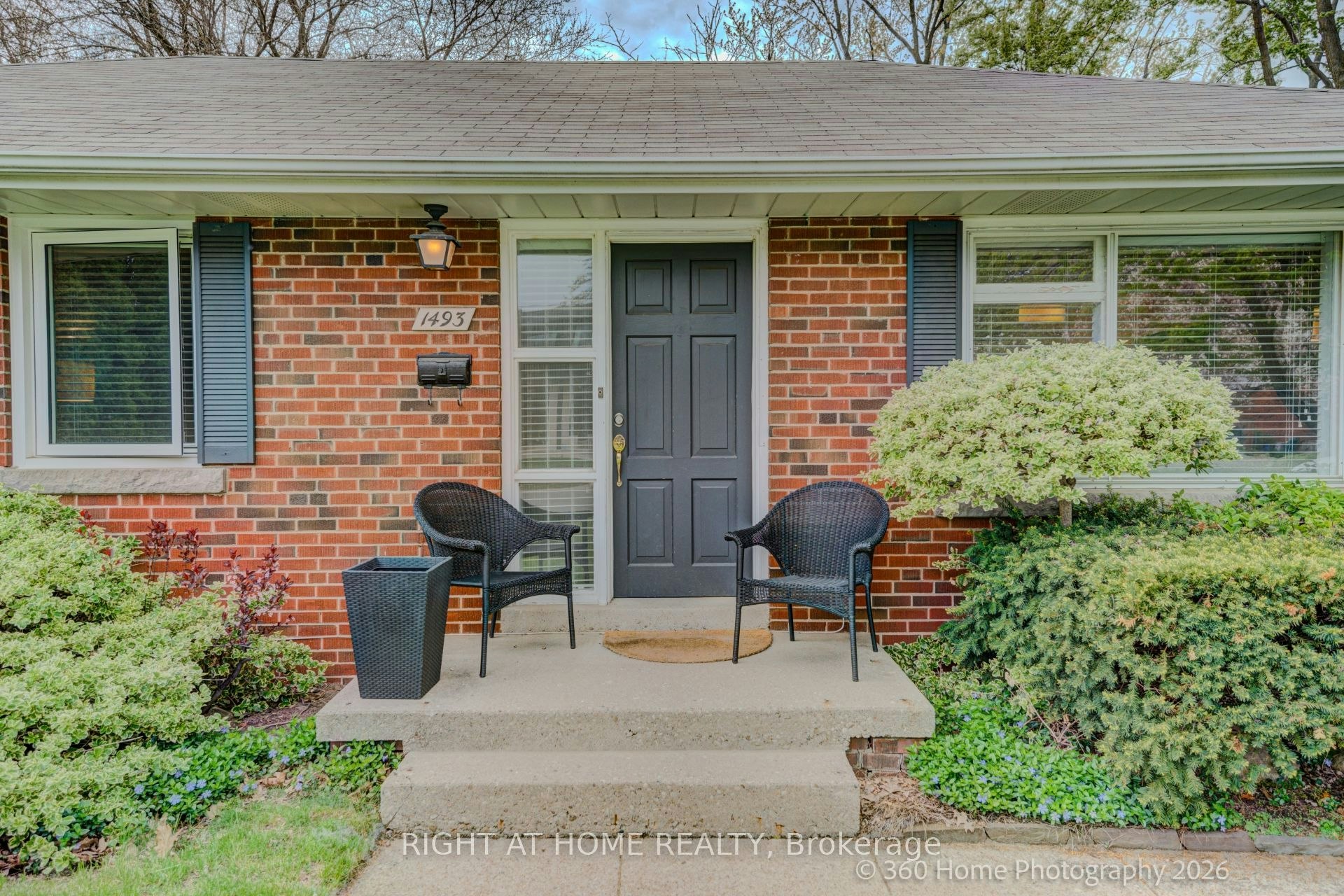 1493 Constance Drive, Oakville, ON, L6J 2T8 - 4