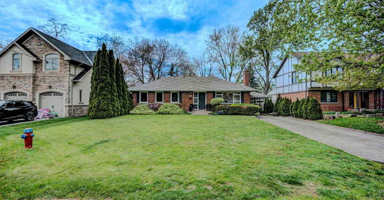 1493 Constance Drive, Oakville, ON, L6J 2T8