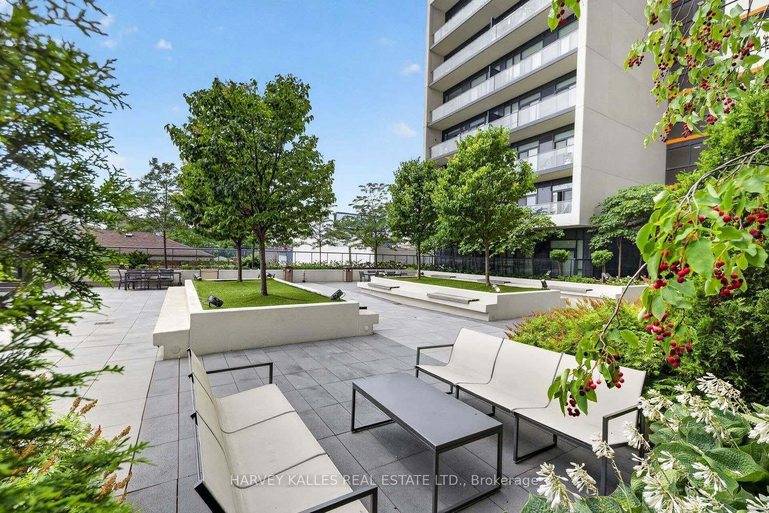 214-1603 Eglinton Avenue W, Toronto, ON, M6E 0A1 - 24