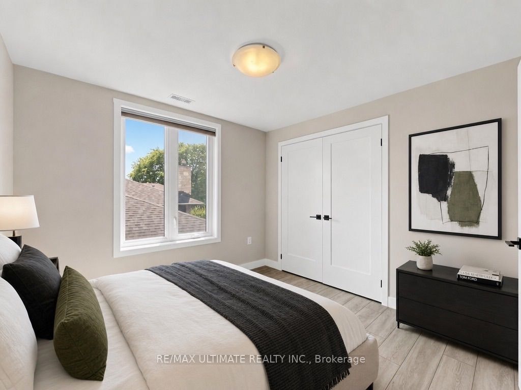 Upper-10 Warbeck Place, Toronto, ON, M9R 3C3 - 8