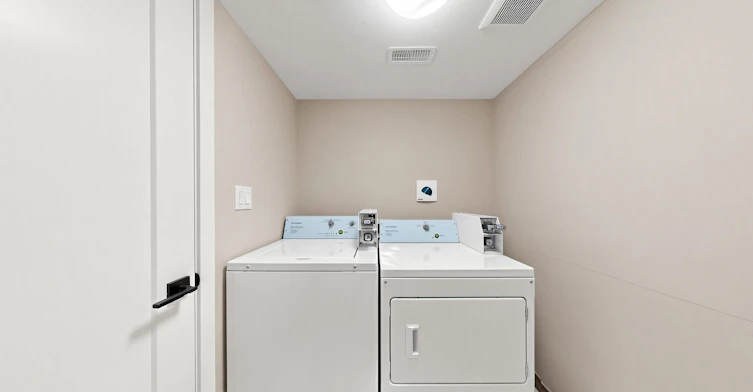 Upper-10 Warbeck Place, Toronto, ON, M9R 3C3 - 15